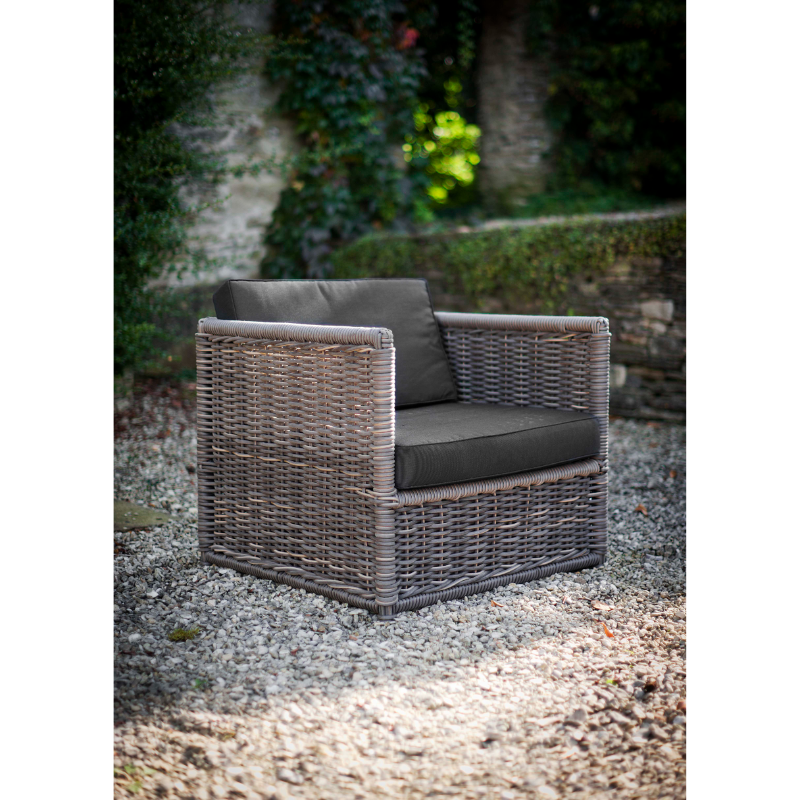 PE Rattan Harting Armchair