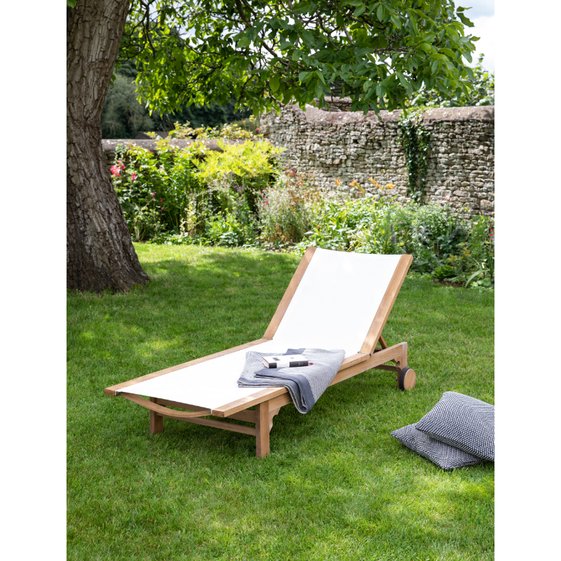 Teak Porthmore Lounger - White