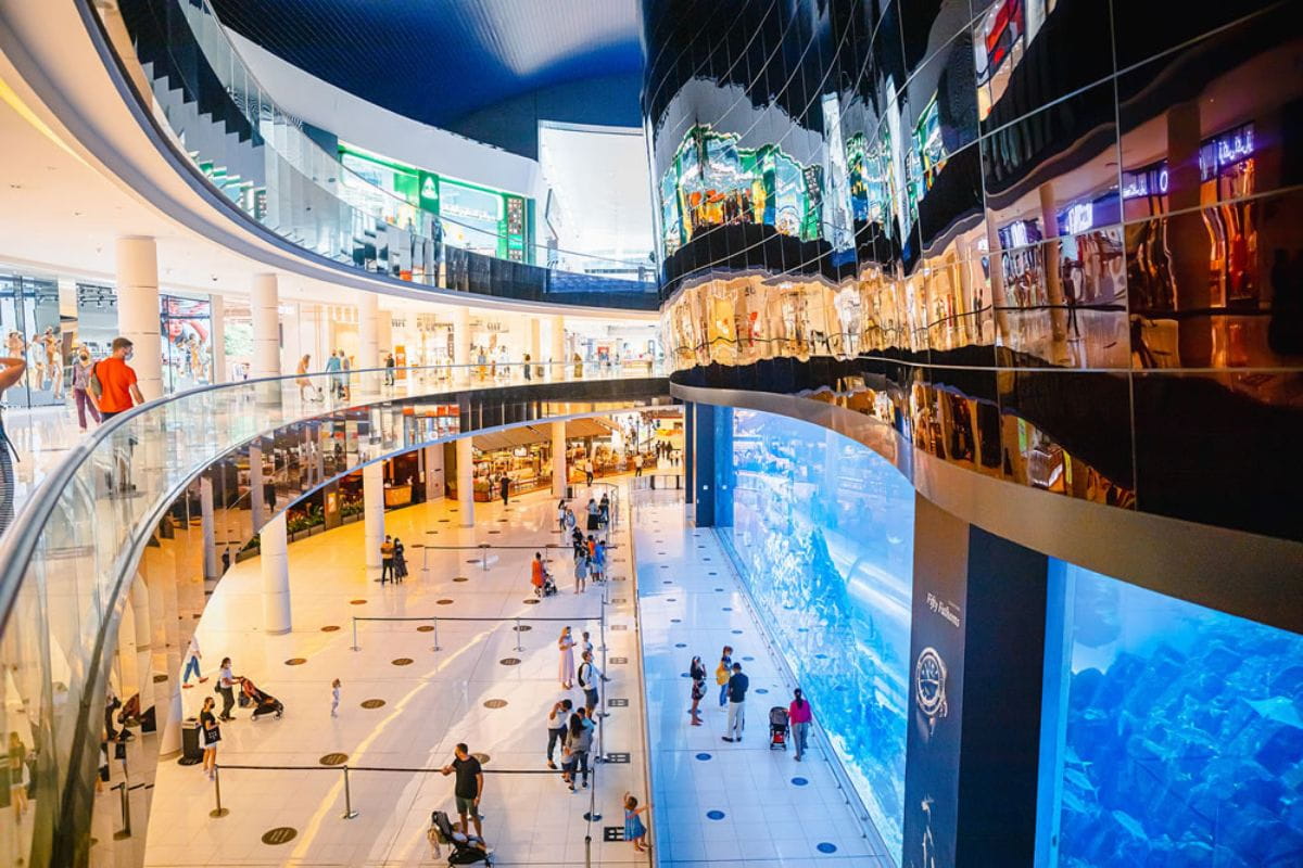 Retail shopfront glass installation in Dubai