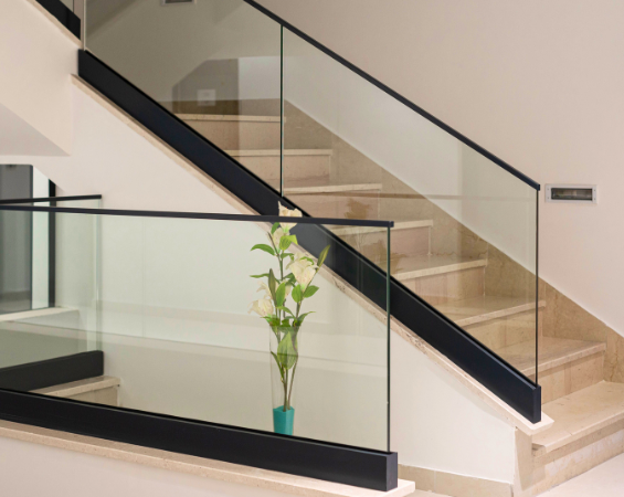 Steel and aluminium stairs in a UAE luxury villa